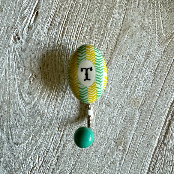 New🌟Anthropologie-Whimsy Monogram Hook-T - Picture 3 of 3